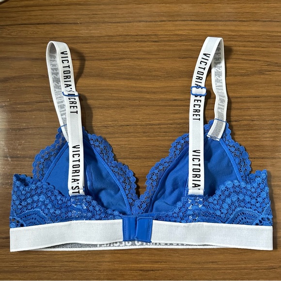 Victorias Secret | Blue Lace Bralette - Picture 2 of 10